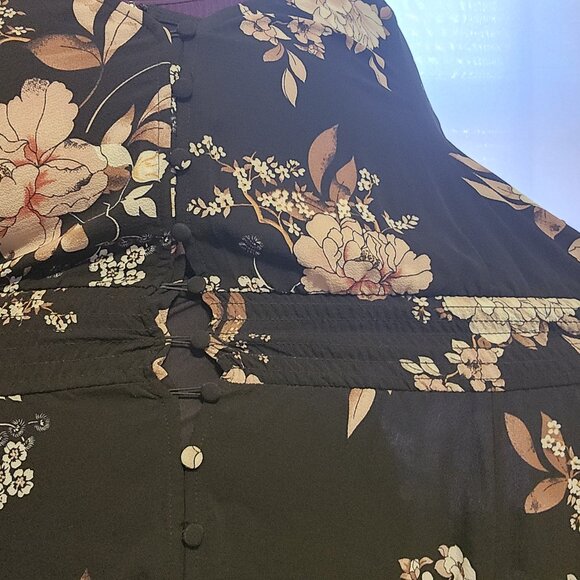 City Chic Floral Fall Dress - Picture 7 of 8